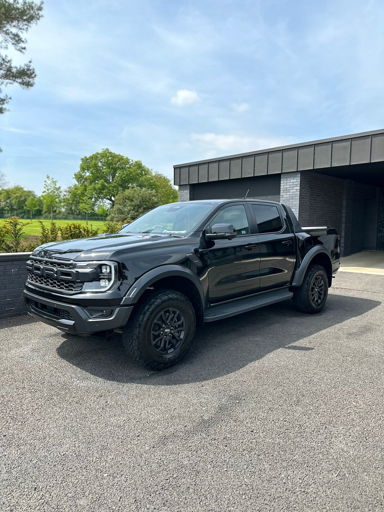 ford jeep valet in Essex by JP detail and dents