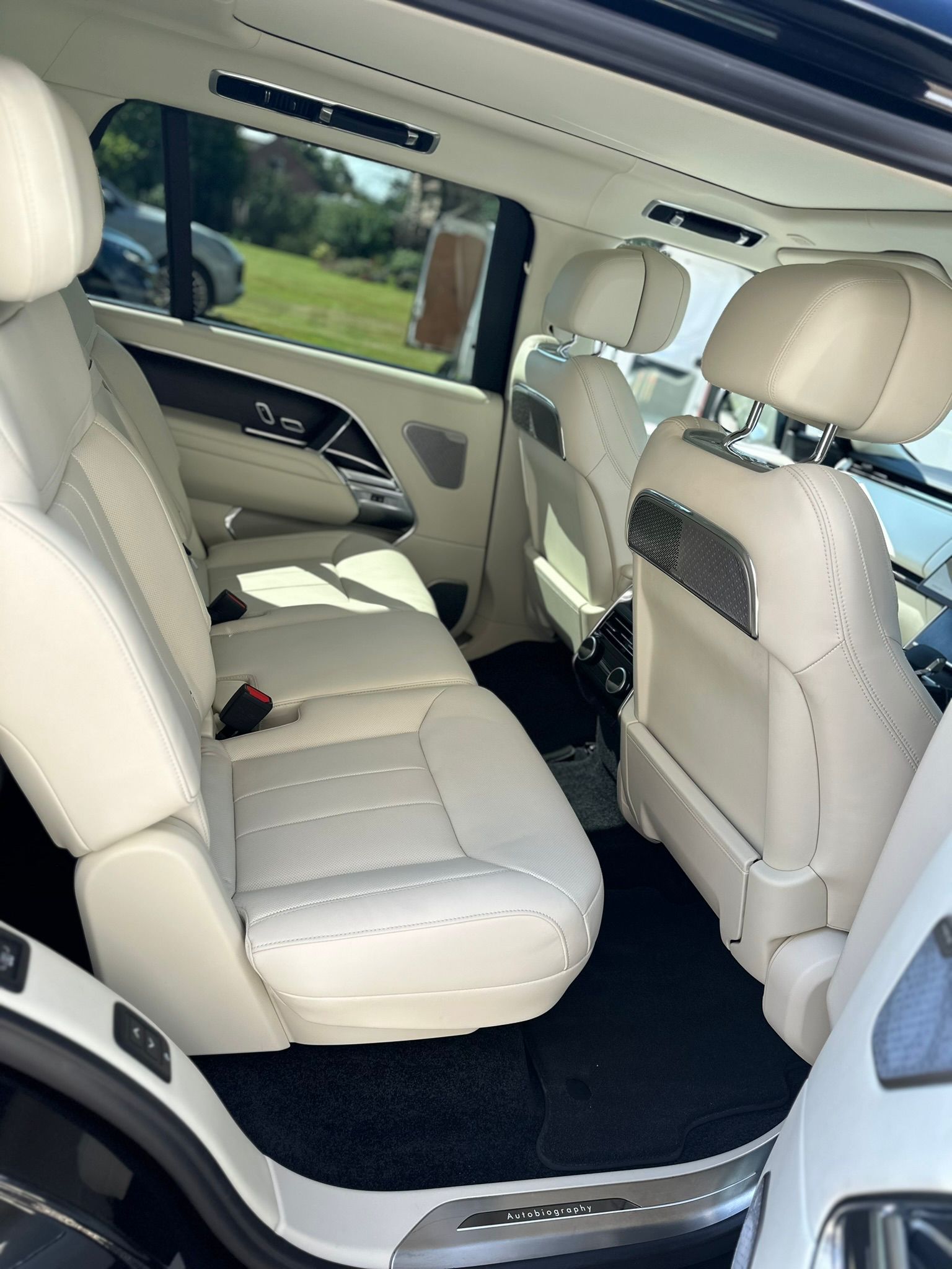 range rover interior valeting in Essex