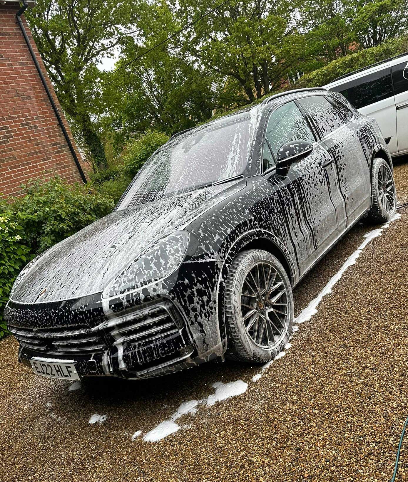 porsche suv jeep washing before coating ceramic
